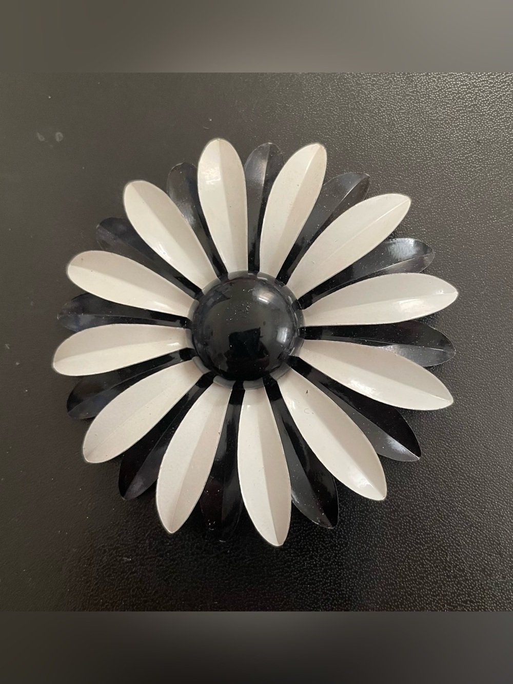 Vintage Floral Brooch Pin NEW Condition